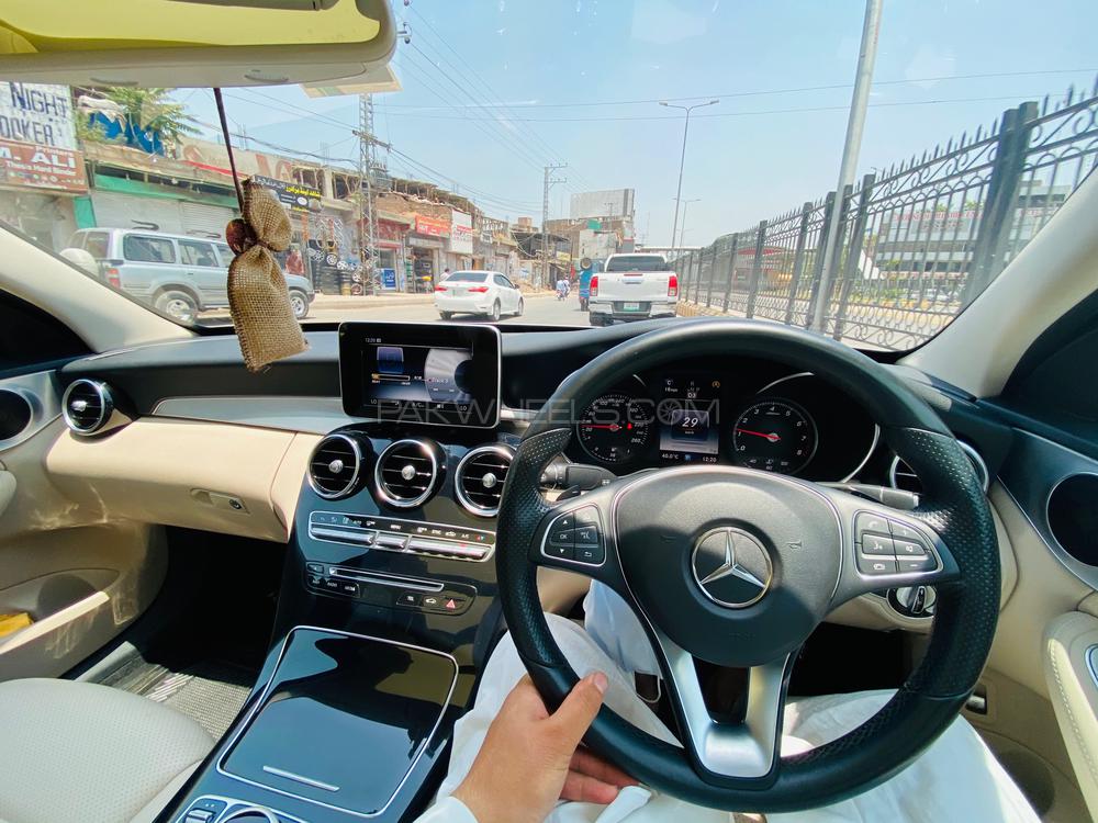 Mercedes Benz C Class 2014 for Sale in Peshawar Mercedes Benz C Class 2014 for Sale in Peshawar Image-19