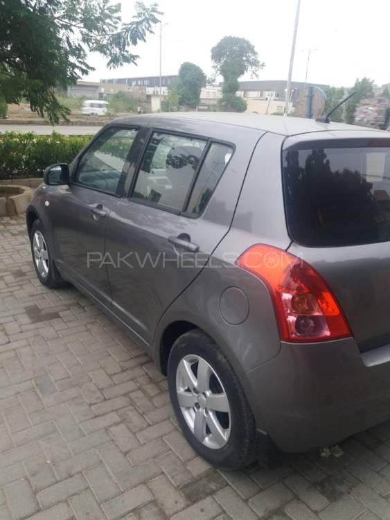Suzuki Swift 2015 for Sale in Karachi Suzuki Swift 2015 for Sale in Karachi Image-3