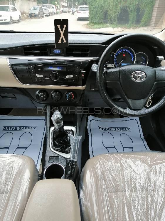Toyota Corolla 2017 for Sale in Karachi Toyota Corolla 2017 for Sale in Karachi Image-16