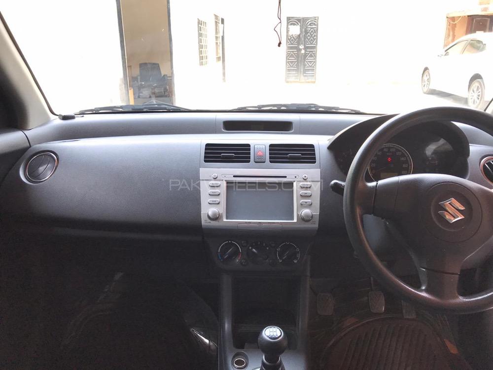 Suzuki Swift 2017 for Sale in Rawalpindi Suzuki Swift 2017 for Sale in Rawalpindi Image-5