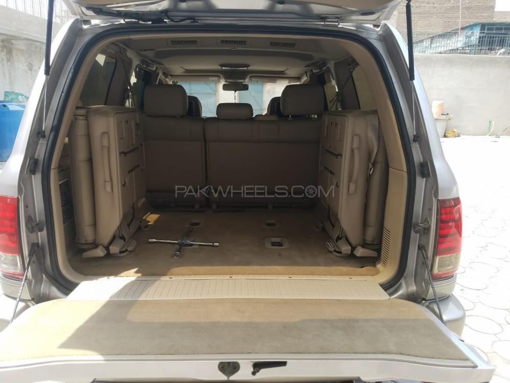 Toyota Land Cruiser 2001 for Sale in Peshawar Toyota Land Cruiser 2001 for Sale in Peshawar Image-8