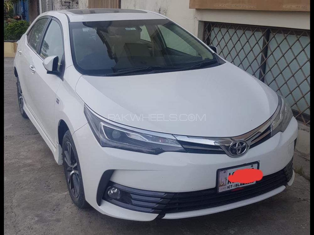 ٹویوٹا کرولا 2018 for Sale in گجرات ٹویوٹا کرولا 2018 for Sale in گجرات Image-3