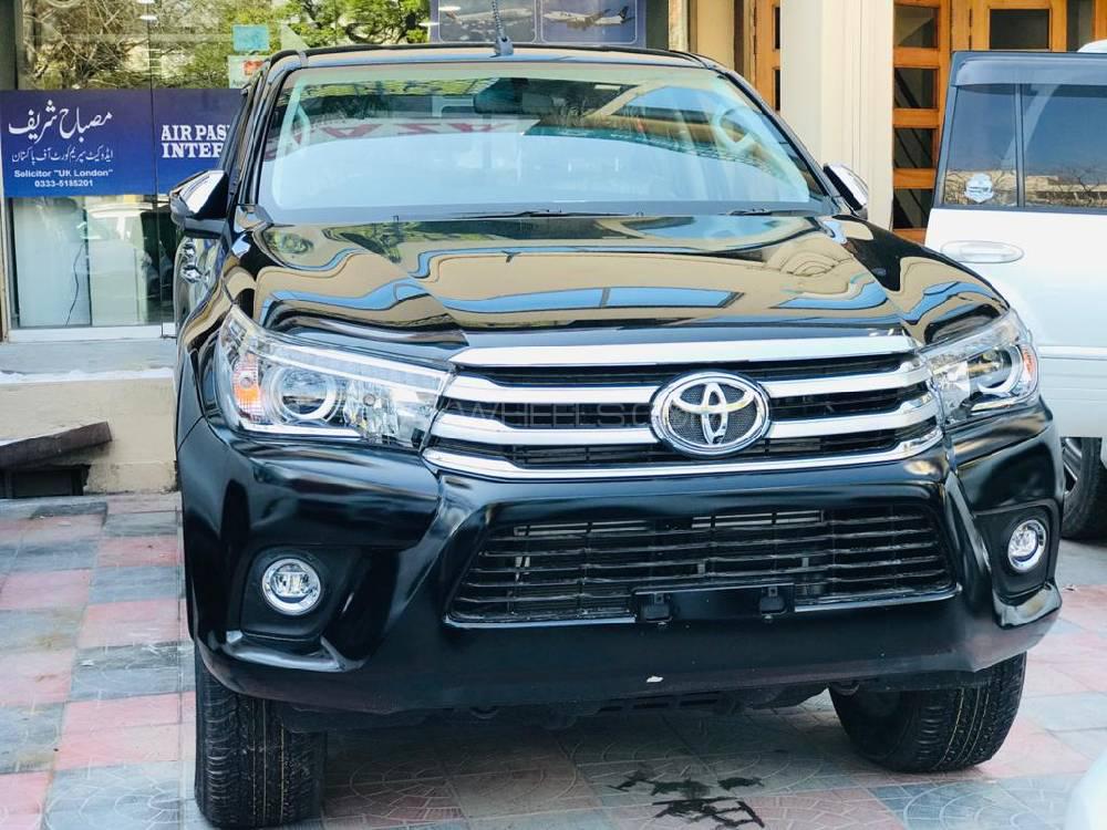 Toyota Hilux 2020 for Sale in Islamabad Image-1