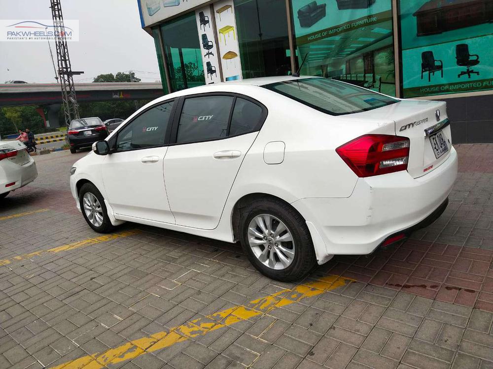Honda City 2015 for Sale in Lahore Honda City 2015 for Sale in Lahore Image-4
