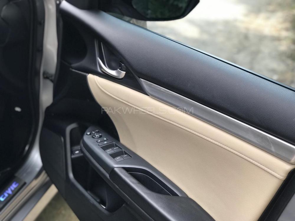 Honda Civic 2019 for Sale in Peshawar Honda Civic 2019 for Sale in Peshawar Image-10