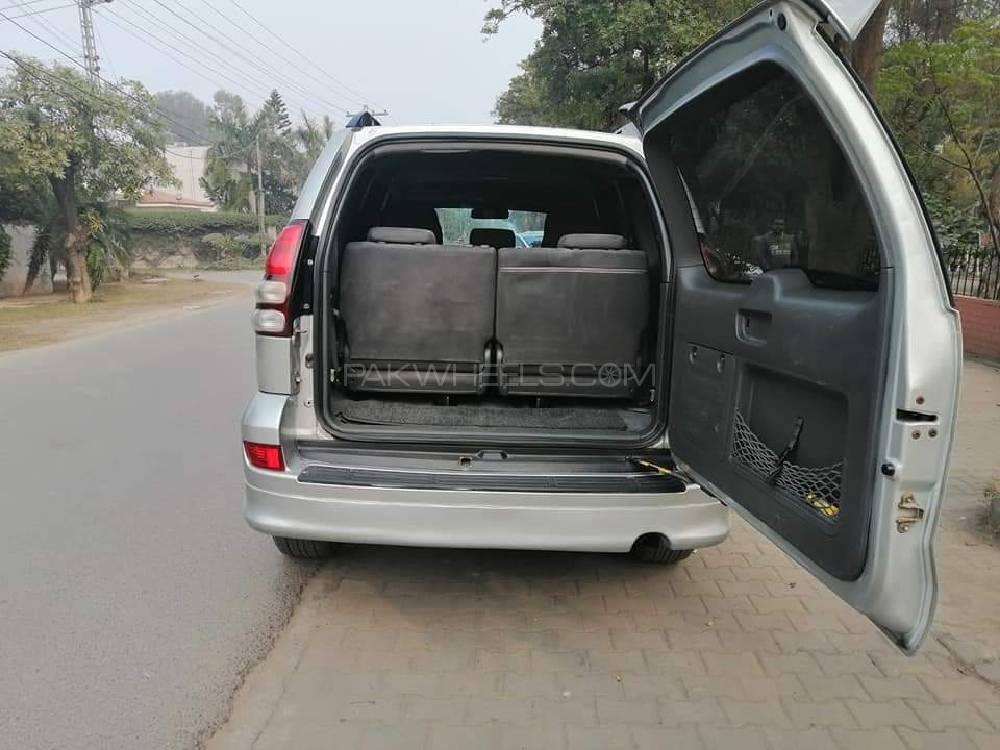 Toyota Prado 2002 for Sale in Lahore Toyota Prado 2002 for Sale in Lahore Image-9