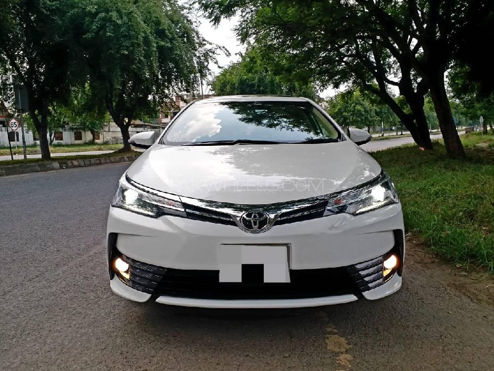Toyota Corolla 2019 for Sale in Islamabad Image-1