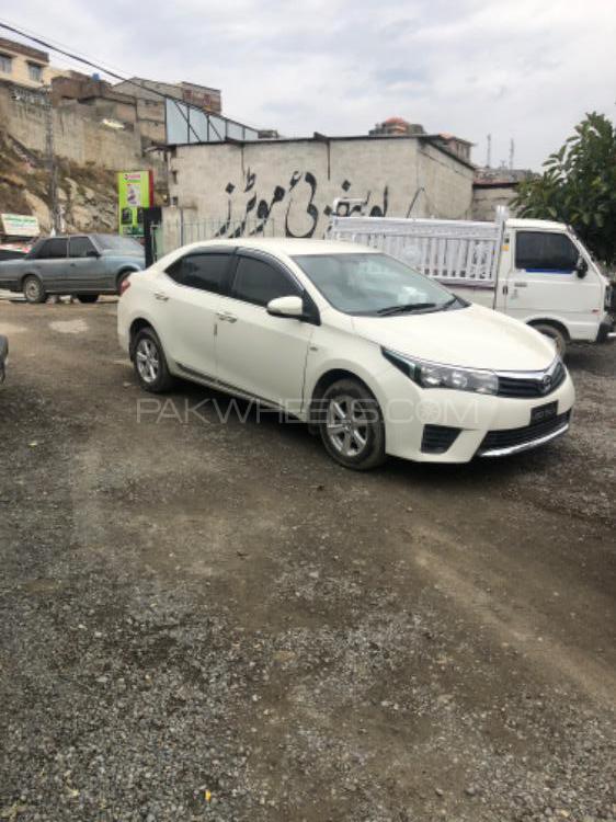 Toyota Corolla 2017 for Sale in Abbottabad Image-1