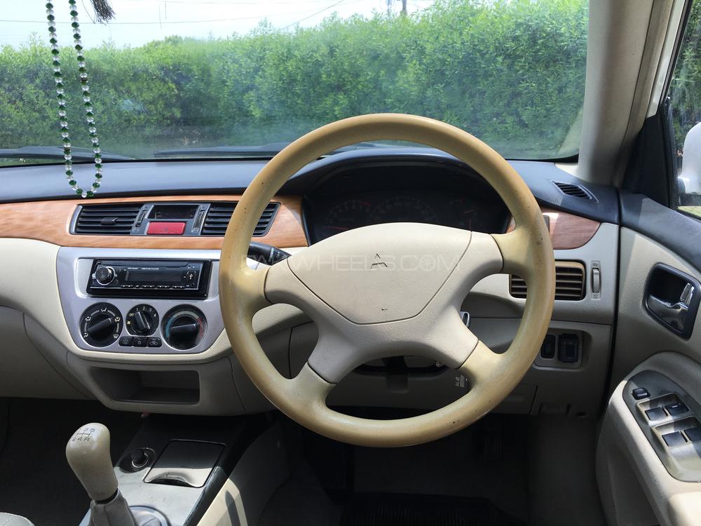 Mitsubishi Lancer 2005 for Sale in Karachi Mitsubishi Lancer 2005 for Sale in Karachi Image-6