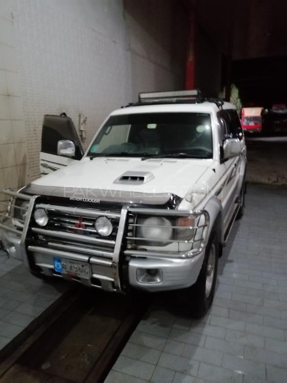 Mitsubishi Pajero 1992 for Sale in Wah cantt Mitsubishi Pajero 1992 for Sale in Wah cantt Image-3