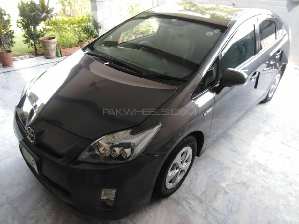 Toyota Prius 2011 for Sale in Islamabad Image-1