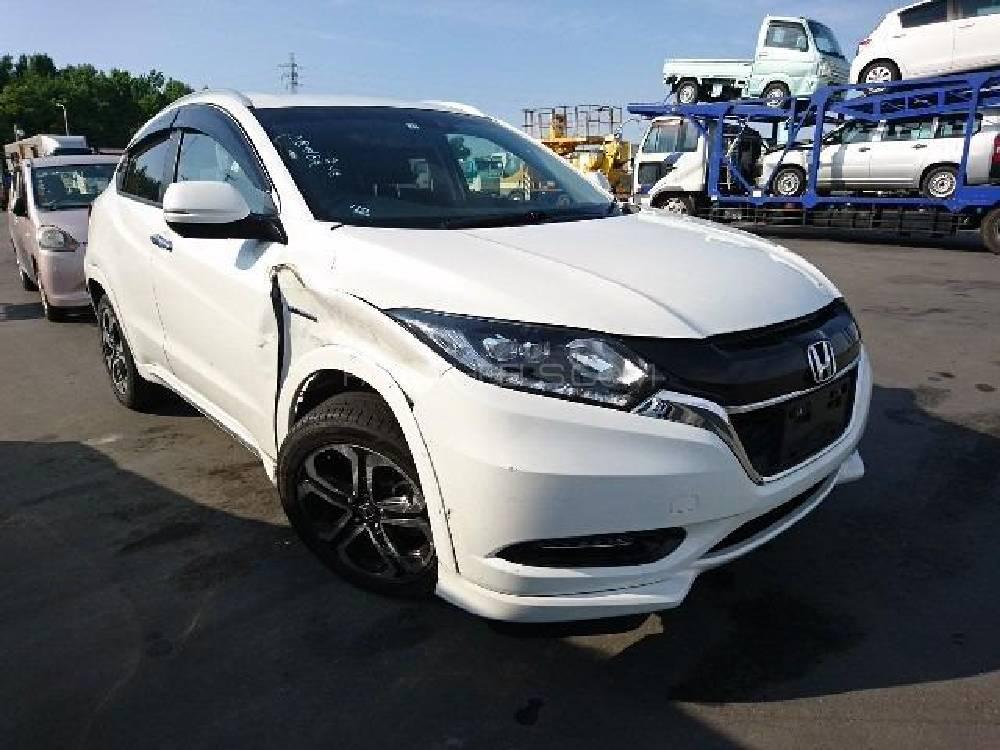 Honda Vezel 2015 for Sale in Lahore Honda Vezel 2015 for Sale in Lahore Image-2