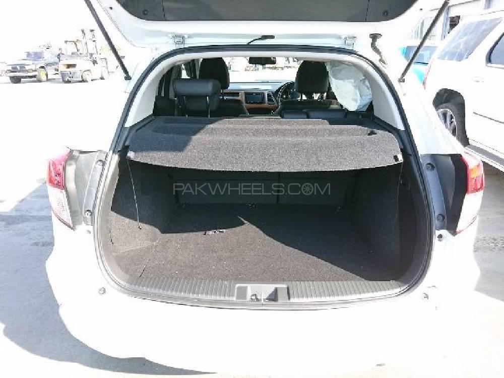 Honda Vezel 2015 for Sale in Lahore Honda Vezel 2015 for Sale in Lahore Image-8