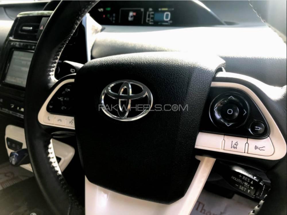 Toyota Prius 2016 for Sale in Rawalpindi Toyota Prius 2016 for Sale in Rawalpindi Image-12