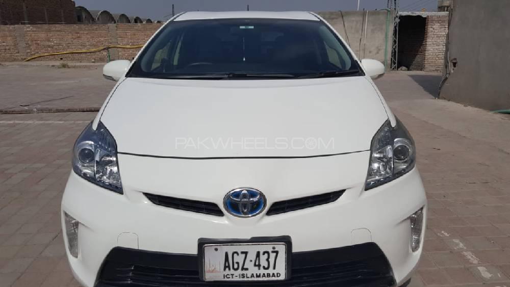 Toyota Prius 2012 for Sale in Peshawar Image-1