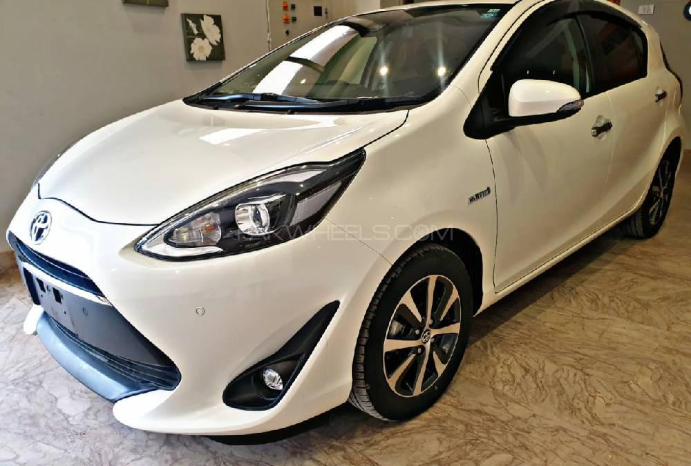 Toyota Aqua 2018 for Sale in Peshawar Image-1