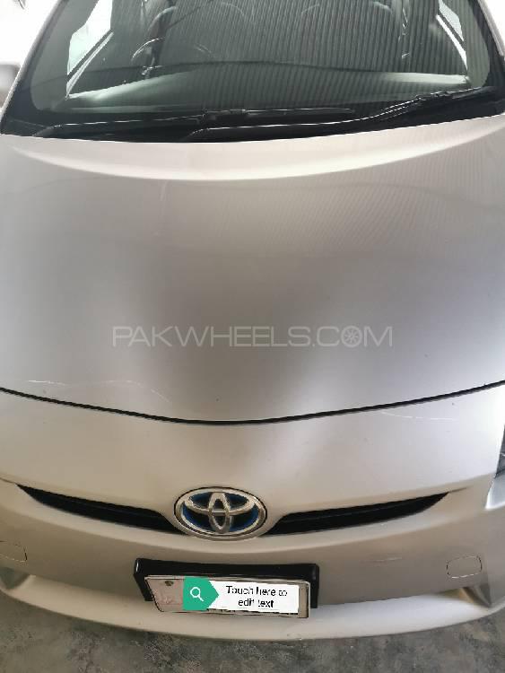 Toyota Prius 2011 for Sale in Peshawar Image-1