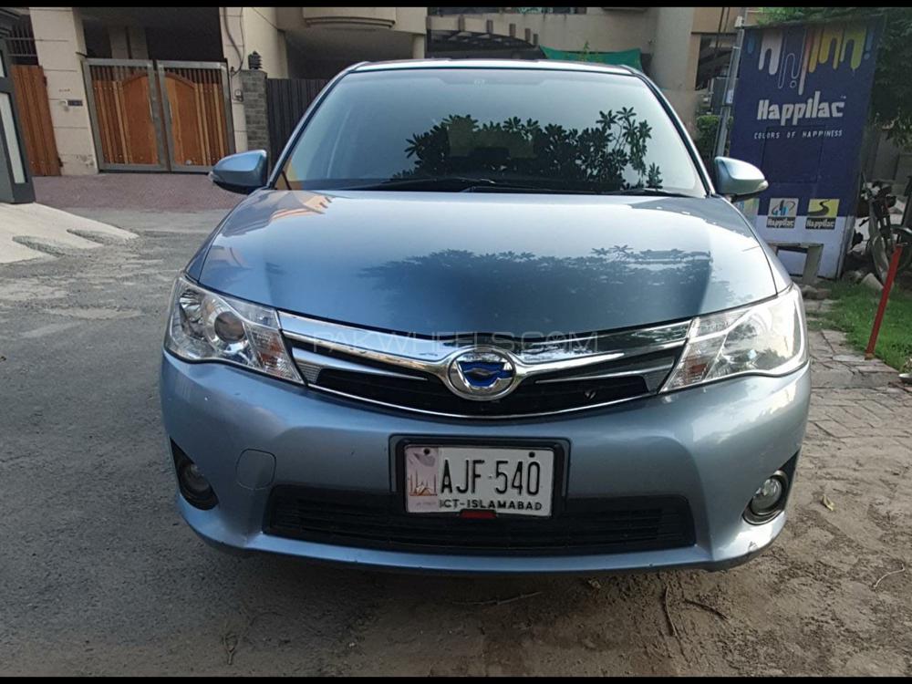 Toyota Corolla Fielder 2014 for Sale in Faisalabad Image-1