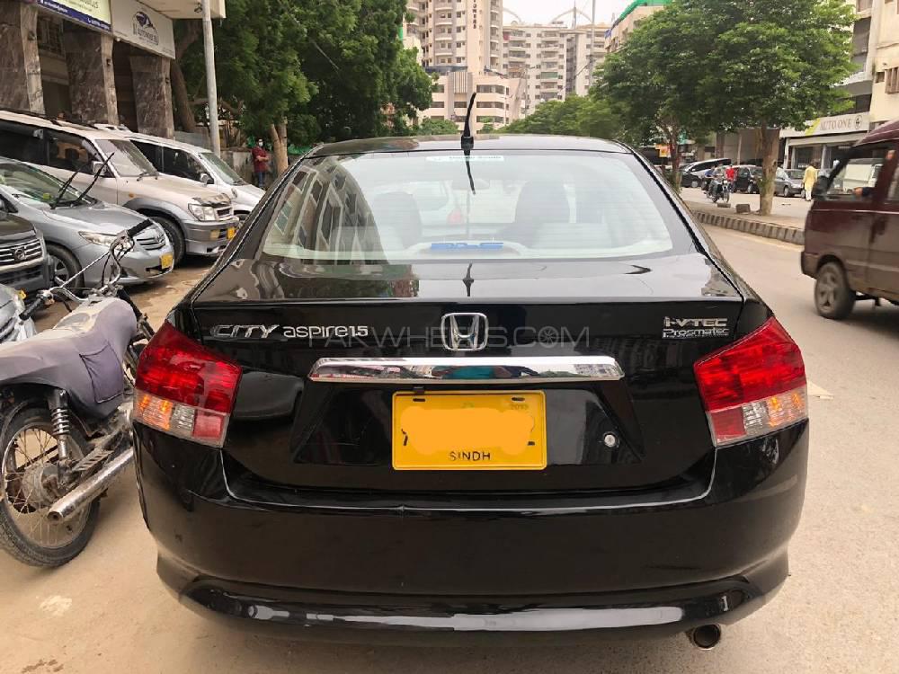 ہونڈا سٹی 2013 for Sale in کراچی ہونڈا سٹی 2013 for Sale in کراچی Image-2