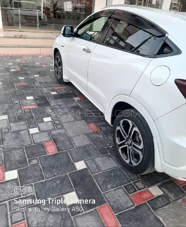 Honda Vezel 2014 for Sale in Lahore Honda Vezel 2014 for Sale in Lahore Image-3