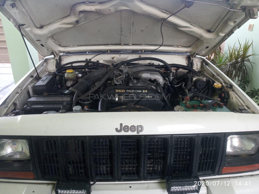جیپ چیروکی 1997 for Sale in اسلام آباد جیپ چیروکی 1997 for Sale in اسلام آباد Image-3