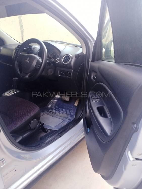Mitsubishi Mirage 2013 for Sale in Karachi Mitsubishi Mirage 2013 for Sale in Karachi Image-5