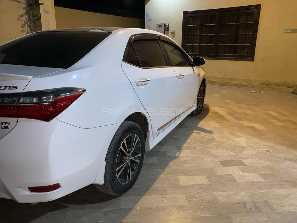 Toyota Corolla 2019 for Sale in Hyderabad Toyota Corolla 2019 for Sale in Hyderabad Image-16