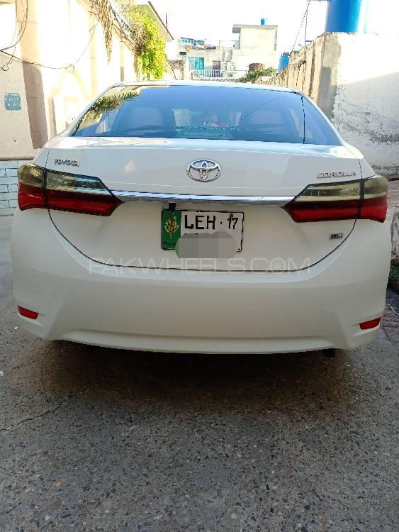 ٹویوٹا کرولا 2017 for Sale in گجرات ٹویوٹا کرولا 2017 for Sale in گجرات Image-2