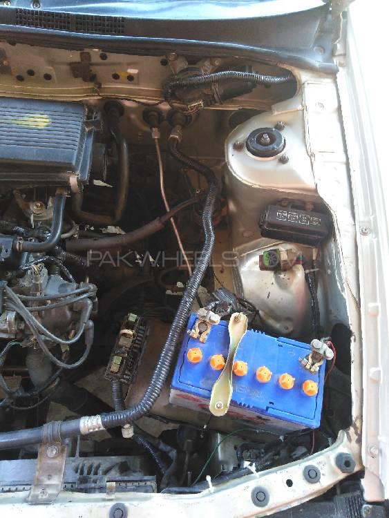 Nissan Sunny 2001 for Sale in Jaranwala Nissan Sunny 2001 for Sale in Jaranwala Image-5