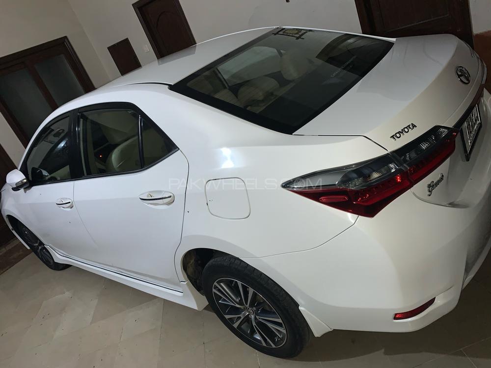 Toyota Corolla 2017 for Sale in Faisalabad Toyota Corolla 2017 for Sale in Faisalabad Image-5