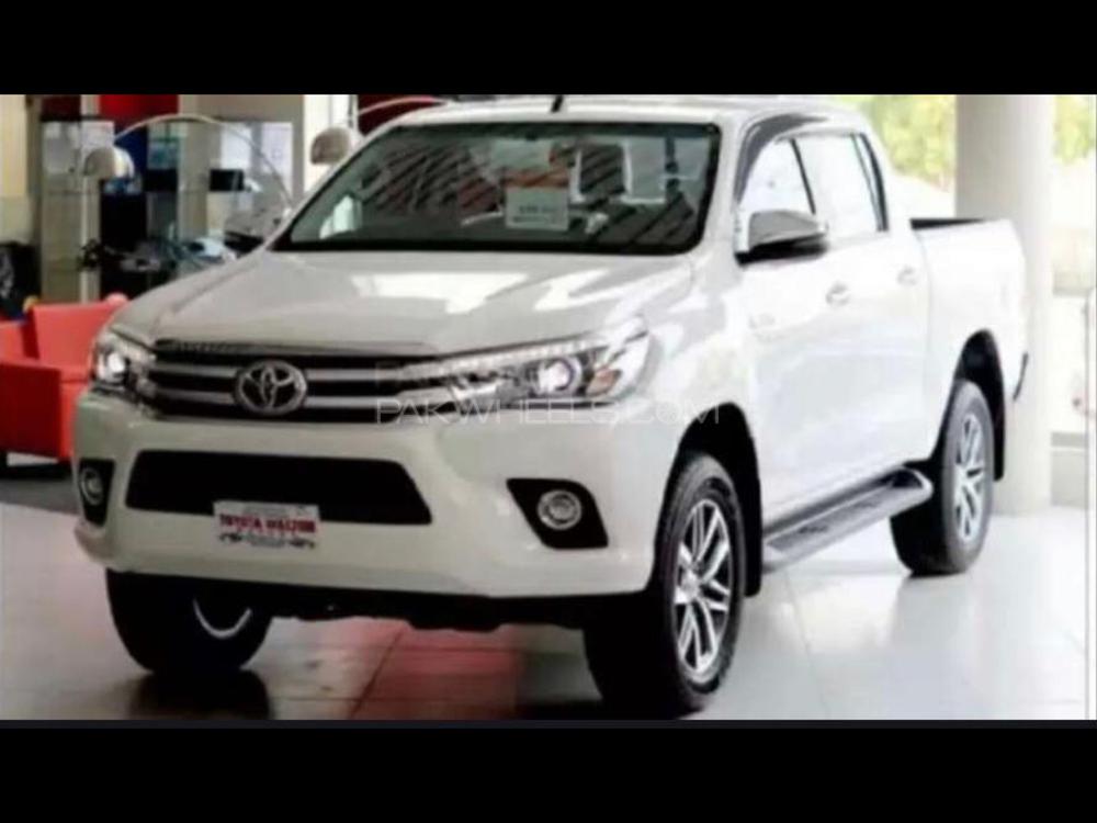Toyota Hilux 2020 for Sale in Lahore Toyota Hilux 2020 for Sale in Lahore Image-4