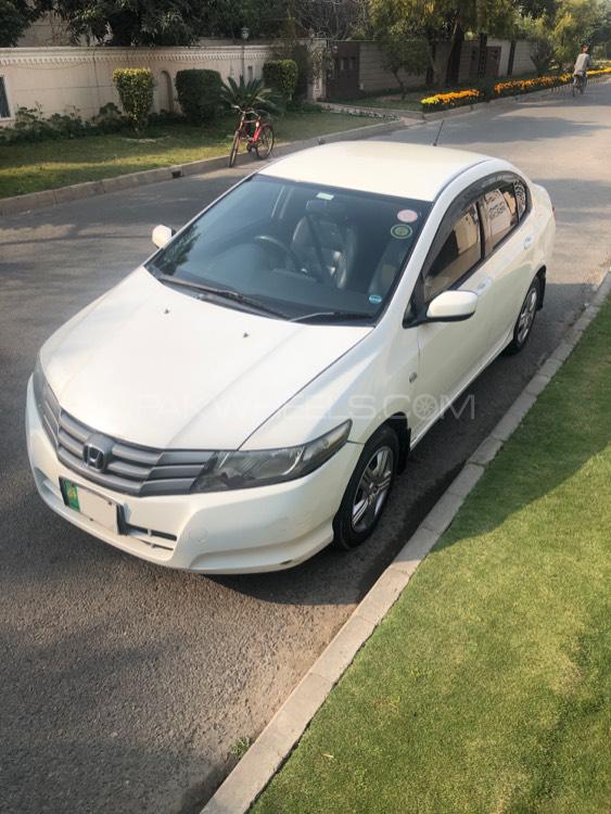 Honda City 2011 for Sale in Lahore Image-1