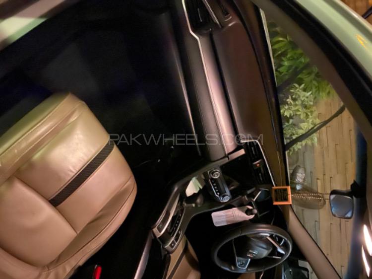 Honda Civic 2017 for Sale in Karachi Honda Civic 2017 for Sale in Karachi Image-9