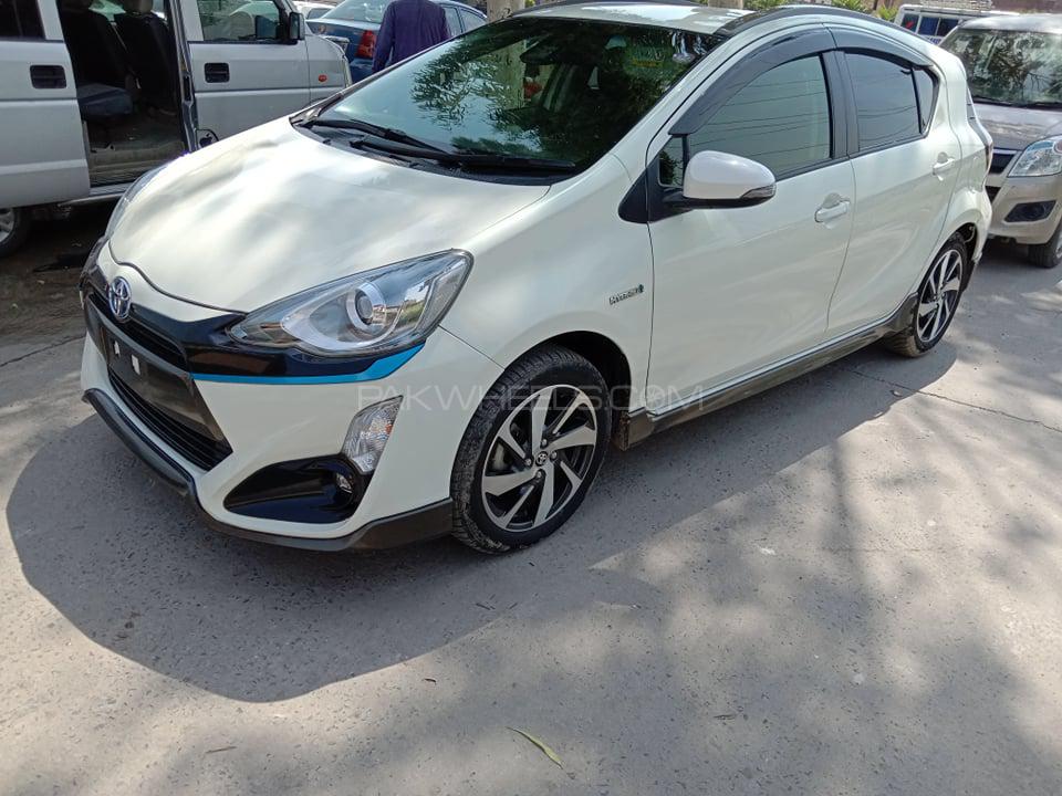 Toyota Aqua 2016 for Sale in Gujranwala Image-1