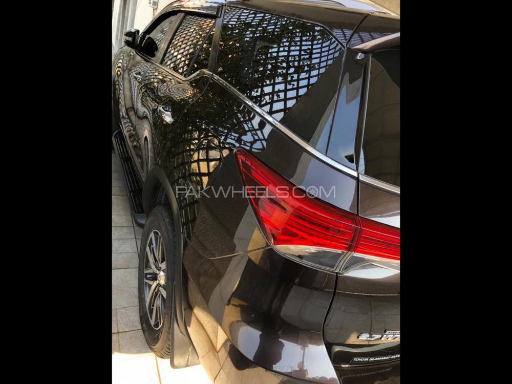 Toyota Fortuner 2017 for Sale in Peshawar Toyota Fortuner 2017 for Sale in Peshawar Image-4