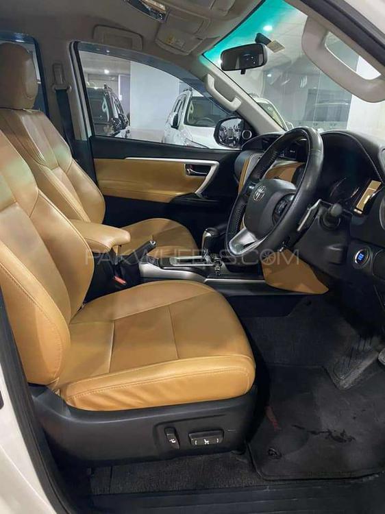 Toyota Fortuner 2018 for Sale in Rawalpindi Toyota Fortuner 2018 for Sale in Rawalpindi Image-8