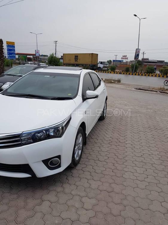 Toyota Corolla 2017 for Sale in Peshawar Toyota Corolla 2017 for Sale in Peshawar Image-11