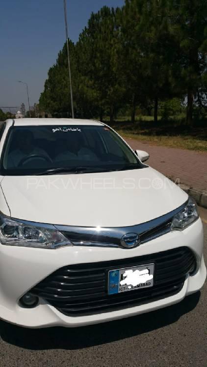 Toyota Corolla Fielder 2015 for Sale in Peshawar Image-1
