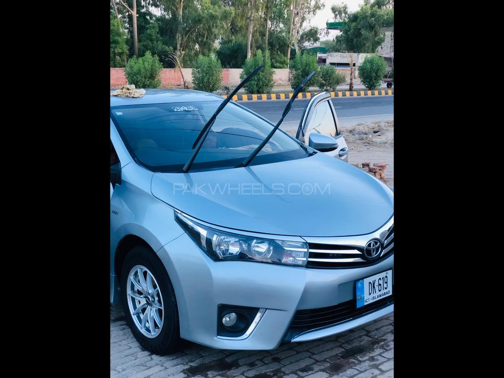 Toyota Corolla 2015 for Sale in Vehari Image-1