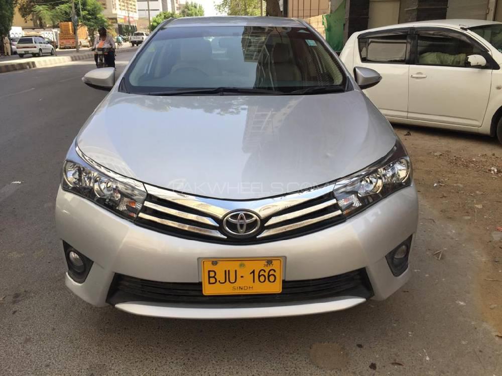 Toyota Corolla 2016 for Sale in Karachi Image-1