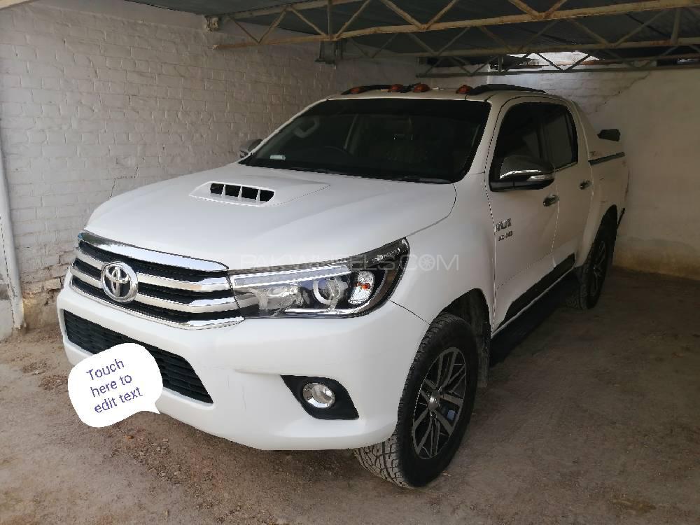 Toyota Hilux 2017 for Sale in Hyderabad Image-1