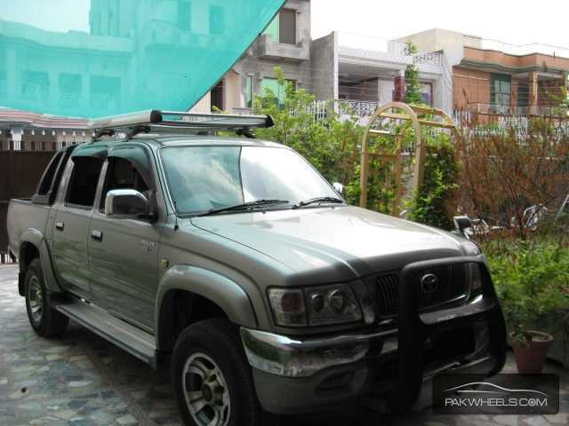 Toyota Hilux 2006 for Sale in Sargodha Image-1