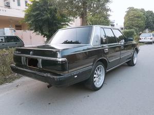 Toyota Crown - 1986