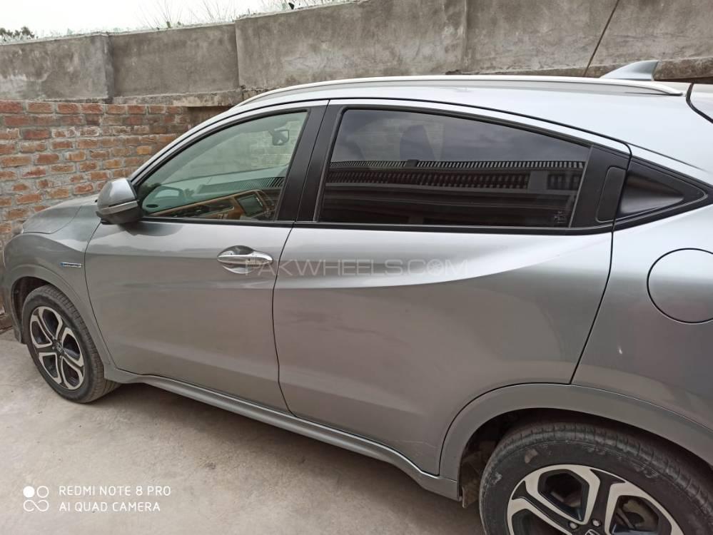 Honda Vezel 2014 for Sale in Islamabad Honda Vezel 2014 for Sale in Islamabad Image-3