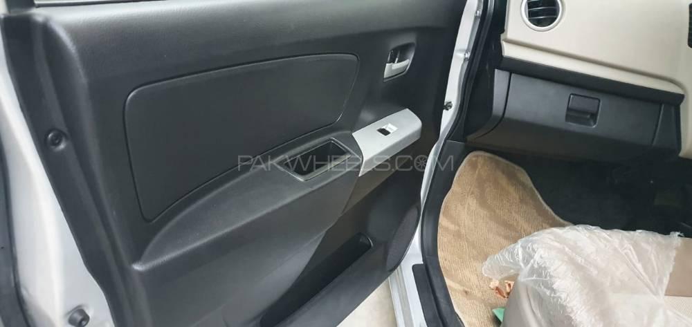Suzuki Wagon R 2018 for Sale in Karachi Suzuki Wagon R 2018 for Sale in Karachi Image-10