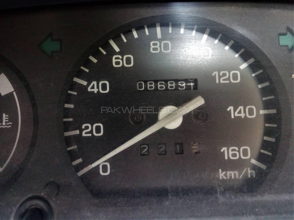 Daihatsu Cuore 2011 for Sale in Lahore Daihatsu Cuore 2011 for Sale in Lahore Image-3