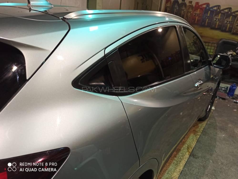 Honda Vezel 2014 for Sale in Islamabad Honda Vezel 2014 for Sale in Islamabad Image-9