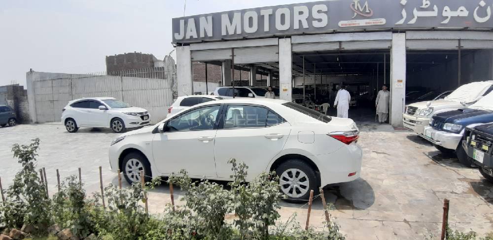 Toyota Corolla 2017 for Sale in Peshawar Toyota Corolla 2017 for Sale in Peshawar Image-3