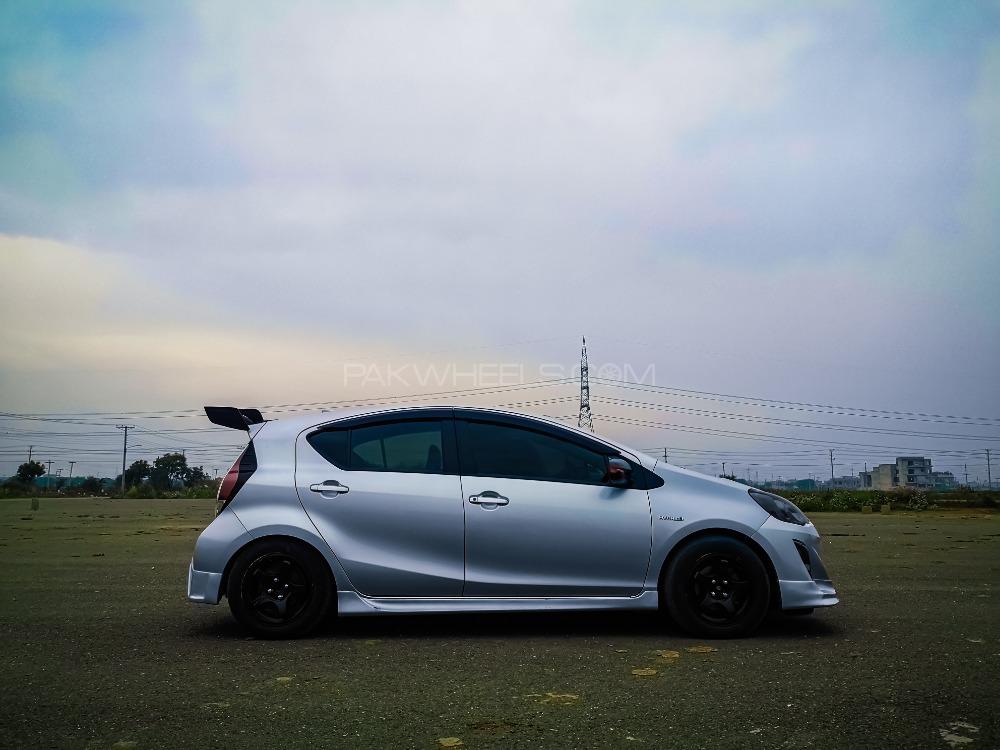 Toyota Aqua - 2016  Toyota Aqua - 2016  Image-2