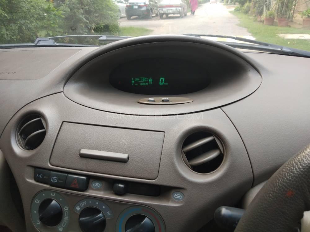 Toyota Platz 2004 for Sale in Lahore Toyota Platz 2004 for Sale in Lahore Image-7